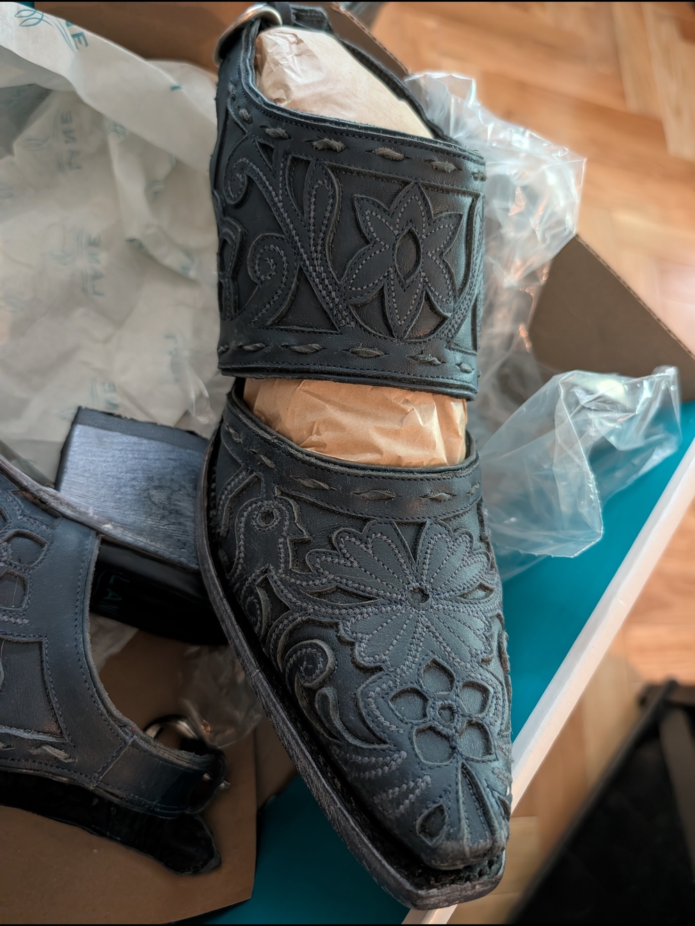 Blue Floral Embroidered Women’s Mules LANE 10.5 Distressed Midnight Blue Boots - Picture 8 of 11